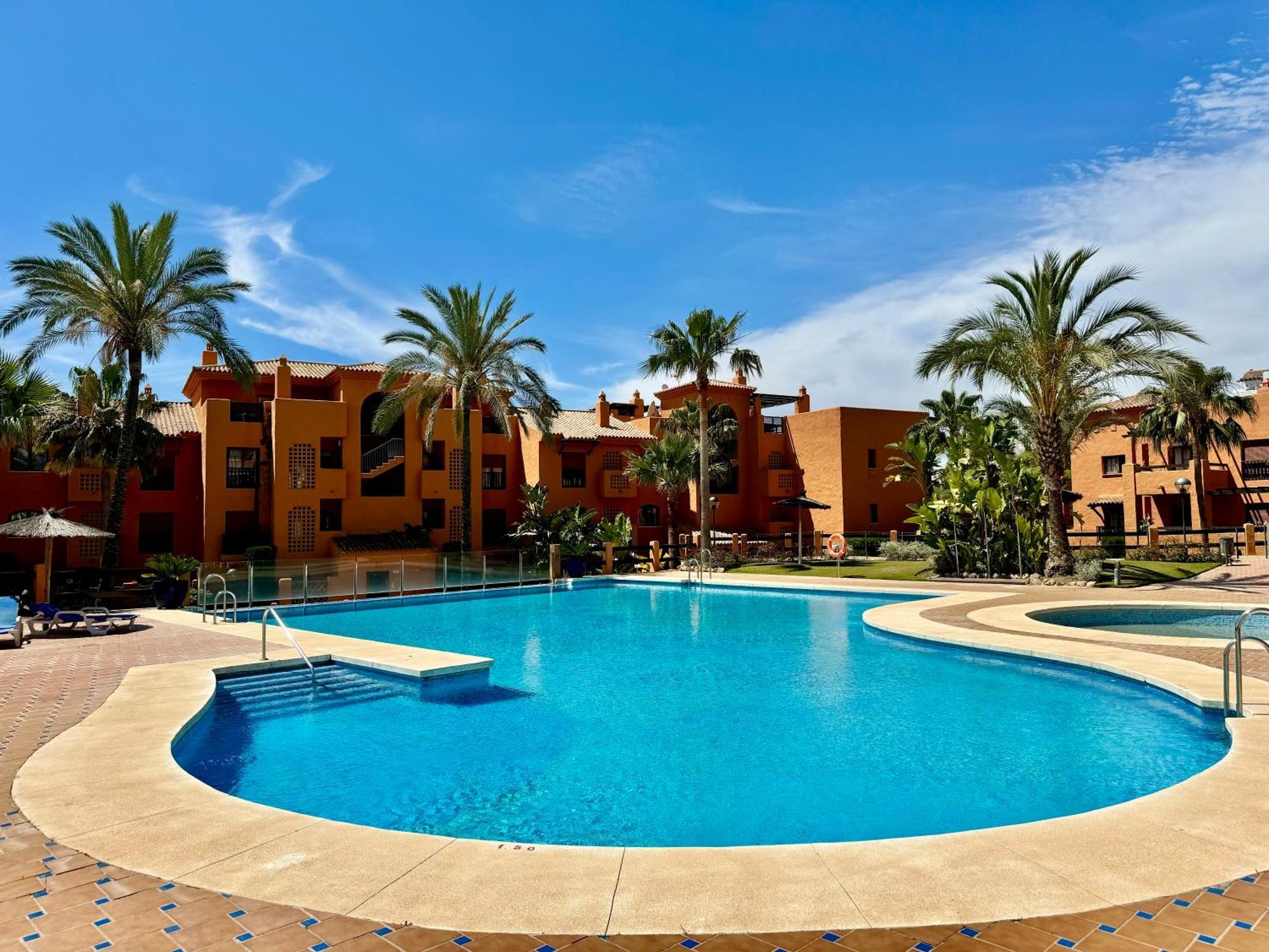Piso De Lujo Totalmente Equipado A Estrenar Para 6 Estepona Extérieur photo